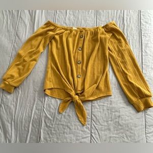 Cute orange/yellowish blouse